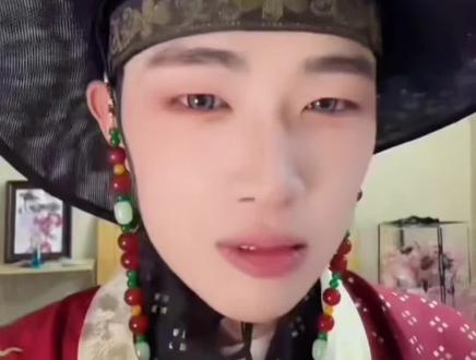 小黄鱼太逗了,上一秒委屈巴巴的说我再也不跳了,下一秒放出手势舞视频,这是要力证“身体不痒”吗哈哈哈哈哈哈@葛仙村npc小黄鱼(本人)
#葛仙村 #葛仙村NPC #葛仙村小黄鱼