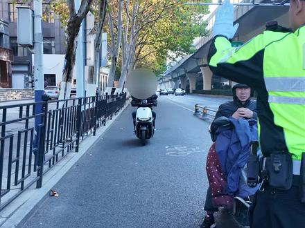 这些“电摩”违法行为严查! #交通违法 #曝光 #街拍