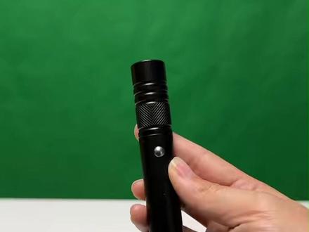 如何增加全铜模组#镭射激光灯 的使用寿命?第一点:保养与维护,干燥通风的环境,适宜充电电流和适当的使用操作是影响#指星笔 使用寿命的关键#冷知识