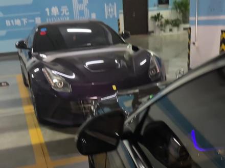 这几天忍一忍别开车了#高考 #法拉利 #超跑 #F12 #高考加油