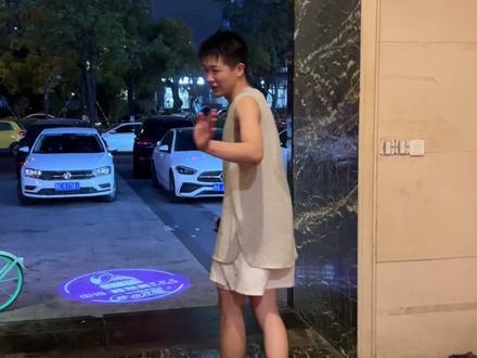 练腿后实录 一生只练一次腿 就算细狗也无悔 @宵夜