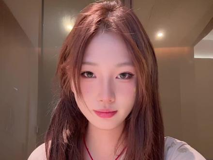 哈哈我简直是一个野生调酒天才,芋圆葡萄加果立方,真的真的超好喝,你们也可以试试#果立方怎么混都好喝 #果立方 #调酒 #蜜雪冰城 #果立方调酒