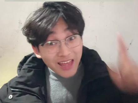 可是我觉得这很神圣啊 #搞笑 #小猪佩奇 #创作灵感 #看完不笑算我输 #搞笑视频 @DOU+小助手