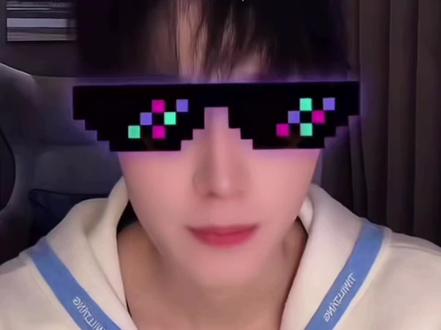 梁思伟侯呈玥#京婚浓瘾 23号下午16.30分 线下合体直播#梁思伟 #侯呈玥#直播 #日常vlog@梁思伟耶 @DOU+小助手