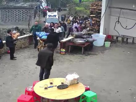 独属于农村人的人情味,红事不请不来,白事不请自来 #农村人的人情味 #红事不请不来白事不请自来 #人间烟火