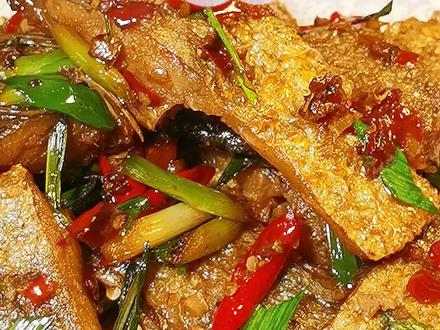 #阳干鳊鱼 不咸不淡不干不湿味道刚刚好。#洪湖妹子 #湖北洪湖