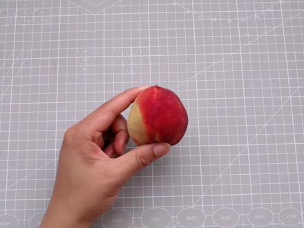 桃子的折法教程来咯,折法很简单哦