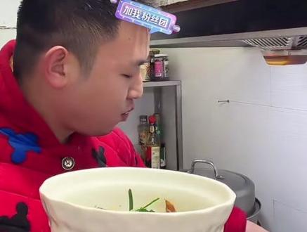 名模坤牌拌面香的呀~教程来啦#名模坤 #名模坤直播 #名模坤直播名场面 #名模坤的朋友圈