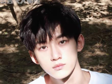 都说了男配不要找这么帅的,我真的会心碎#偷偷藏不住#程泓鑫#傅正初#夏日娱评嘉年华