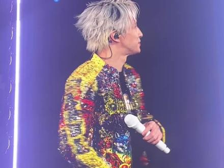 青岛的风不一般#薛之谦 #万兽之王 #薛之谦青岛演唱会