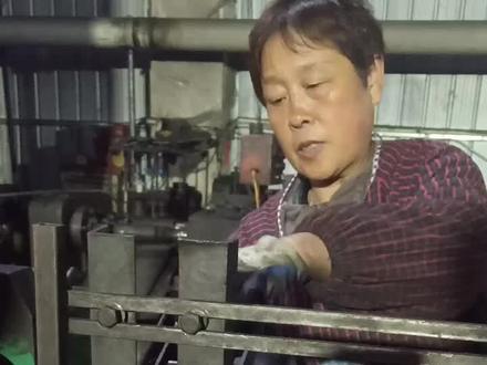 #工厂实拍视频
烨恒双头螺柱日常抽检视频