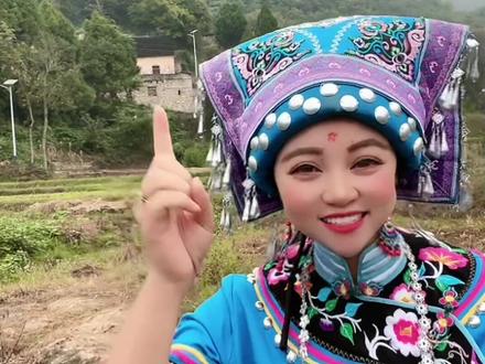 昨天抖英出了一个新功能,新人打开这个功能轻松做百人千人直播间,马上告别个位数,学会了赶快去开播吧#拼命三娘 #布依姐 #宝妈