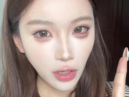 今日纯干货请领取:妈生肉感卧蚕和bjd娃娃卧蚕/内眦赘皮开眼角和圆眼开眼角 超级详细长教程!! #卧蚕画法 #开眼角画法 #美妆大神请回答 #我化妆好看吗 #今天也有好好化妆