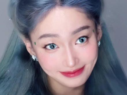 1分钟学会曼兜同款小猫发型🐱蓝猫限定版 #谁家小猫还没个绝活了 #发型教程 #曼兜 #曼兜要成为英雌 #绝对是亲生的