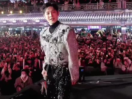 精彩高迪 高迪真的带着十万人来万岁山啦#高迪#迪家军#马僖嘉#精彩#一人我饮酒醉