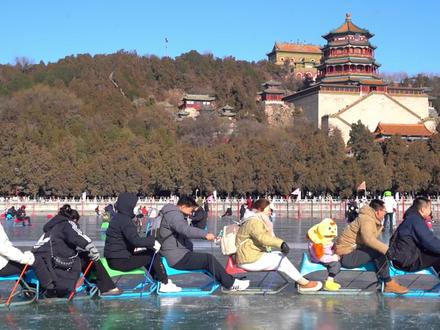 北京冬日 已经开始期待颐和园滑冰场啦! #北京 #颐和园 #滑冰