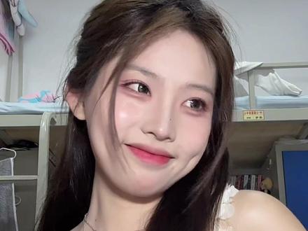 2.0它来了 #小芋头摇手势舞 #爱情公寓 #美嘉 #酒窝