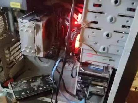 微星b450开机黑屏
U盘更新BIOS
解决了BIOS灯闪三下 #电脑 #diy电脑