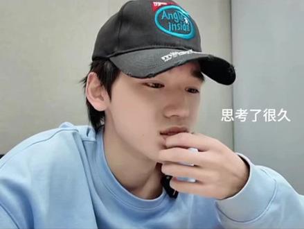 “爱不是展览,何必给谁看” #宋亚轩 #宋亚轩会一直是宋亚轩