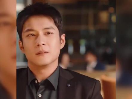 《家业》口碑井喷,本是冲着杨紫韩东君来的,却被56岁男配角惊艳#杨紫家业 #韩东君 #娱乐评论大赏