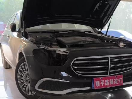 奔驰E300车灯升级案例,无论你是几w还是几十w的车都可以,车灯不亮的约起来#汽车灯光升级 #大灯修复 #行车安全 #激光大灯