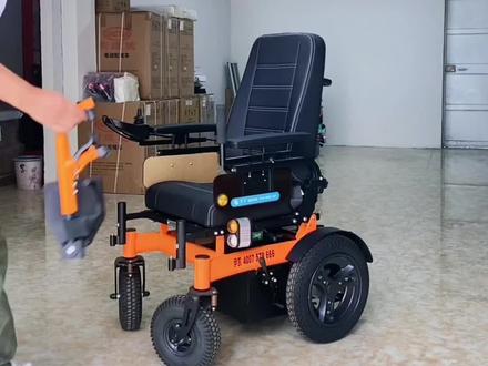 越野电动轮椅车车子安装使用说明
#电动轮椅#老年代步车 #电动轮椅车专卖店 #养老产品