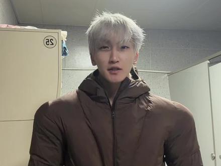 过年就好好休息几天 真正懂健身的过年期间都是不会练的#教学#健身