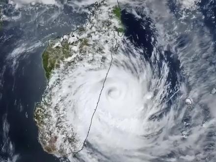 7级台风巴威的台风眼有多震撼?从卫星视角看真相🌪️#台风动向 #台风卫星云图 #沿海天气 #太空视角下的地球