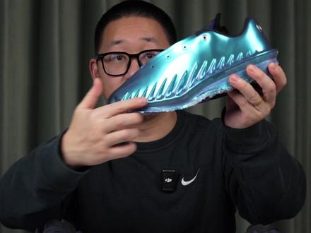 大家对#耐克Cut4有什么关心的问题,在这里!!!更多分享估计要年后继续,在此祝愿大家接下来新年快乐,身体健康,万事顺遂!!#球鞋#球鞋拆解#gtcut4#球鞋测评