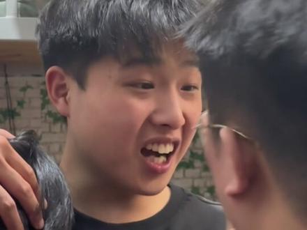 班长你就干吧,一干一个不吱声#大学生哪有不疯的 #当代大学生精神状态 #班长 #班委#团支书
