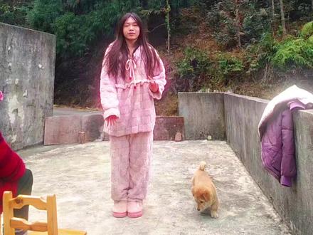 家徒四壁,怎敢入凡尘?两袖清风,怎敢误佳人?