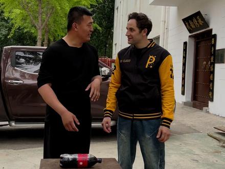 #通背拳 #鸽武缘#潘国辉 一镜到底,砸可乐