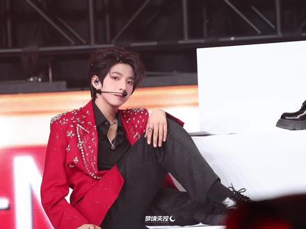 2.1荣耀之战 闭嘴跳舞直拍 #陈浚铭