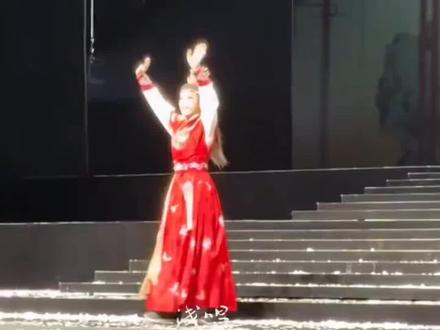 号外号外,你们的阿育娅化身宝哥哥在台湾宝岛太受欢迎啦!!!😁🤣😂#镖人 阿育娅 陈丽君 贾宝玉