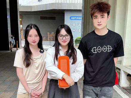 不插电、不插线、唱歌就是这么简单。 #唱歌话筒 #声卡设备 #话筒音响一体麦 #源头厂家