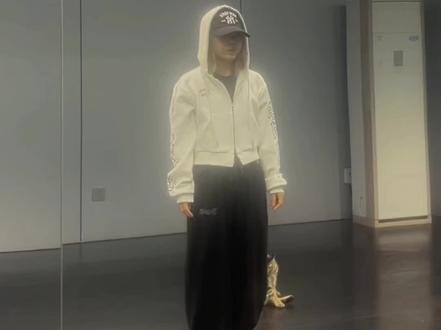 第三个吻痕编舞分解来啦!喊拍及0.7倍速~感谢大家的喜欢!#倩酱编舞第三个吻痕分解#第三个吻痕#倩酱编舞#原创编舞