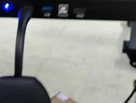 有很多小伙伴笔记本投屏还不会的,今天出个教程#无线投屏 #触摸一体机 #会议平板
