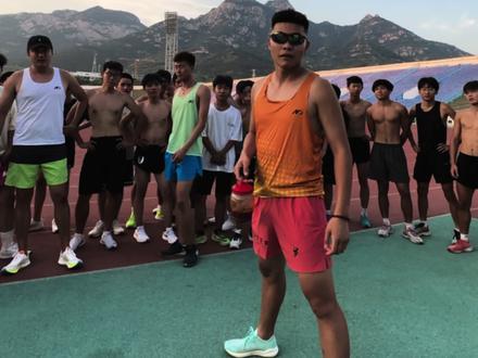 “网红田径挑战赛”山东敬请期待!#体育生#大嘴钉鞋解说