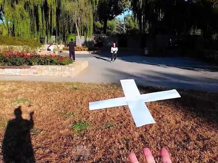 有手就行,教你折史上最简单的十字回旋镖 #手工折纸 #回旋镖 #纸飞机