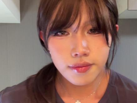 豆包收拾收拾升咖了! #变装 #豆包穿搭分享 #ootd #黑皮 #热点 @抖音小助手