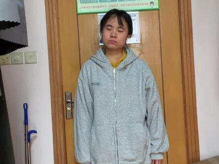 豆包教我跳手势舞12.0
#豆包摇 #豆包 #手势舞