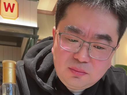几十块的玻汾,和百来块的老白汾10,喝起来有啥区别?#汾酒#山西杏花村汾酒厂股份有限公司#白酒 #以酒会友