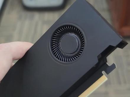 RTXA2000游戏性能实测,测的6G显存版,12G显存版会不会更猛?#显卡 #rtxa2000显卡 #专业卡 #专业卡能打游戏吗