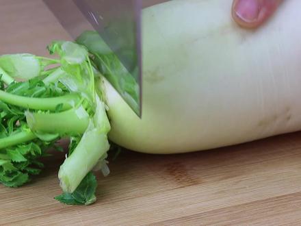 萝卜加洋葱,过年孩子最爱吃的一道菜,好吃好看,上桌几分钟光盘