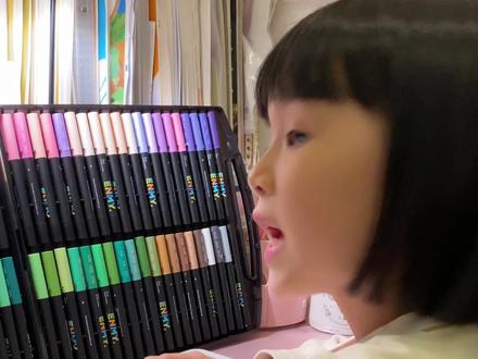 #画画 #简笔画 #男生简笔画 准备去图书馆的男孩简笔画 #丙烯画 #丙烯马克笔 @DOU+小助手