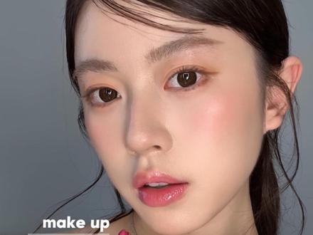 清透水光妆🪩夏日出门适配度100% #今日妆容#华伦天奴粉润唇膏#华伦天奴120r#京东重磅新品日#华伦天奴变色唇膏