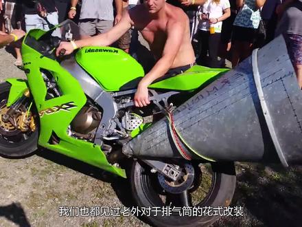 老外将汽车改成“加特林”排气管,汽车启动后,这声音太美妙了!