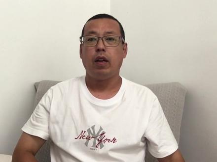 男子喜提新车办酒席,却无人来捧场,是他穷疯了还是被逼无奈