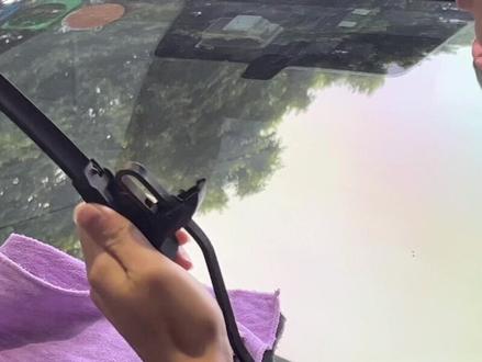 手把手教你换#雨刮片 #博世 #汽车雨刮 #镀膜雨刮 #番禺锋尚汽车音响