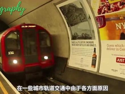 你很好奇受电弓滑板磨光了咋办?三轨是啥?#高铁 #受电弓 #铁路